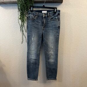 Studio Mid Rise Cropped Skinny Distressed Rolled Jean 28P